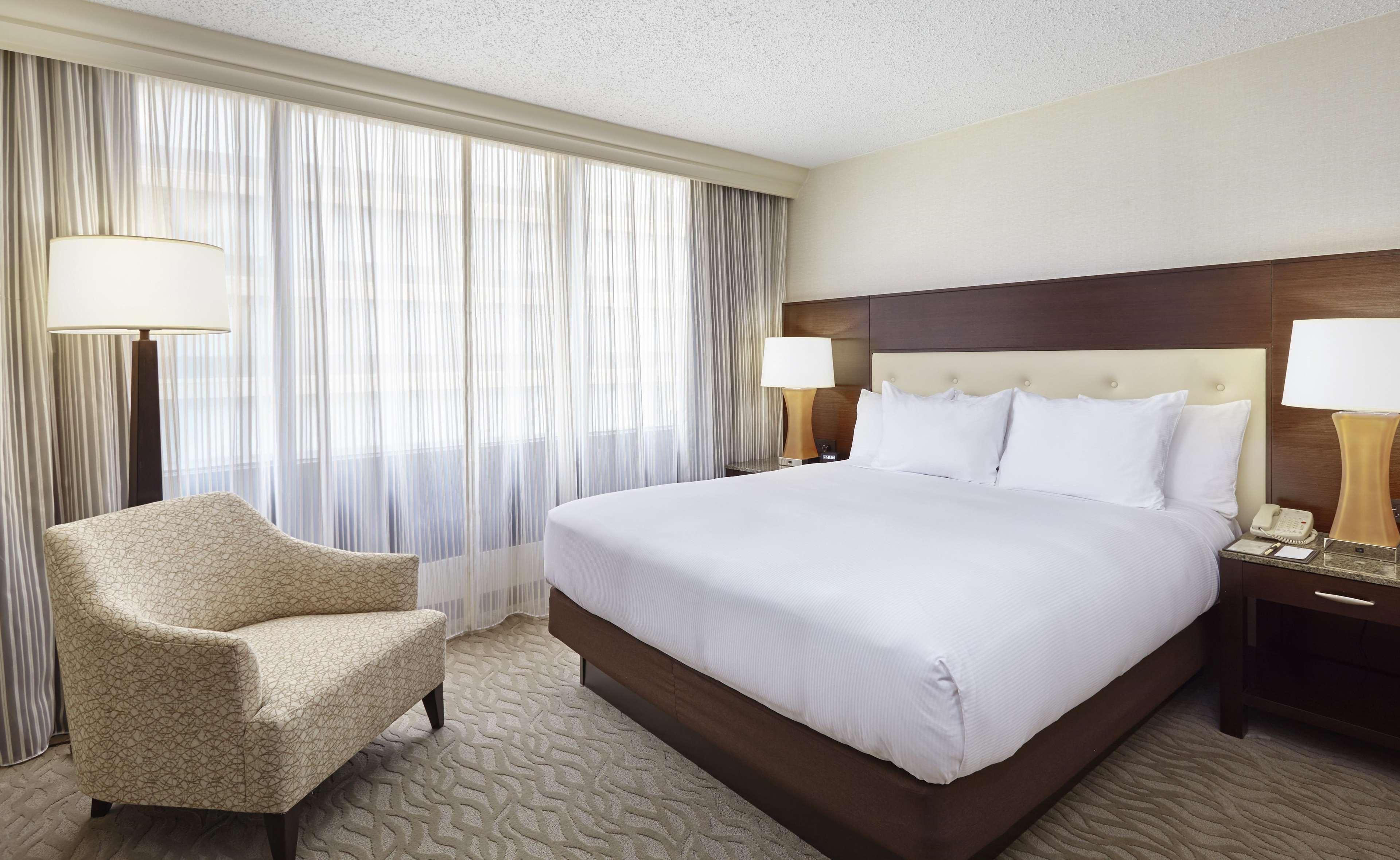 Doubletree By Hilton Washington Dc - Crystal City Arlington Exteriör bild