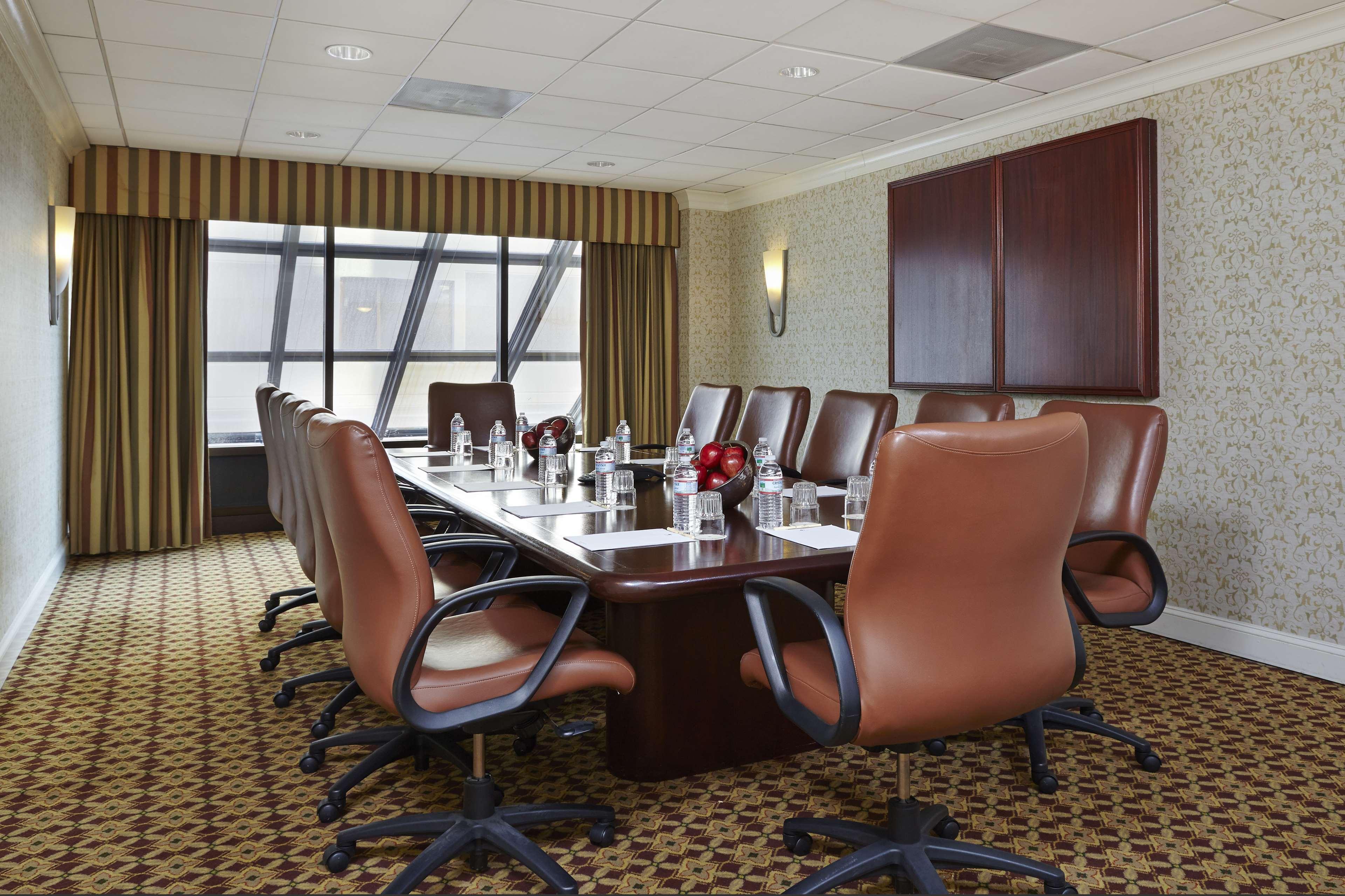 Doubletree By Hilton Washington Dc - Crystal City Arlington Exteriör bild