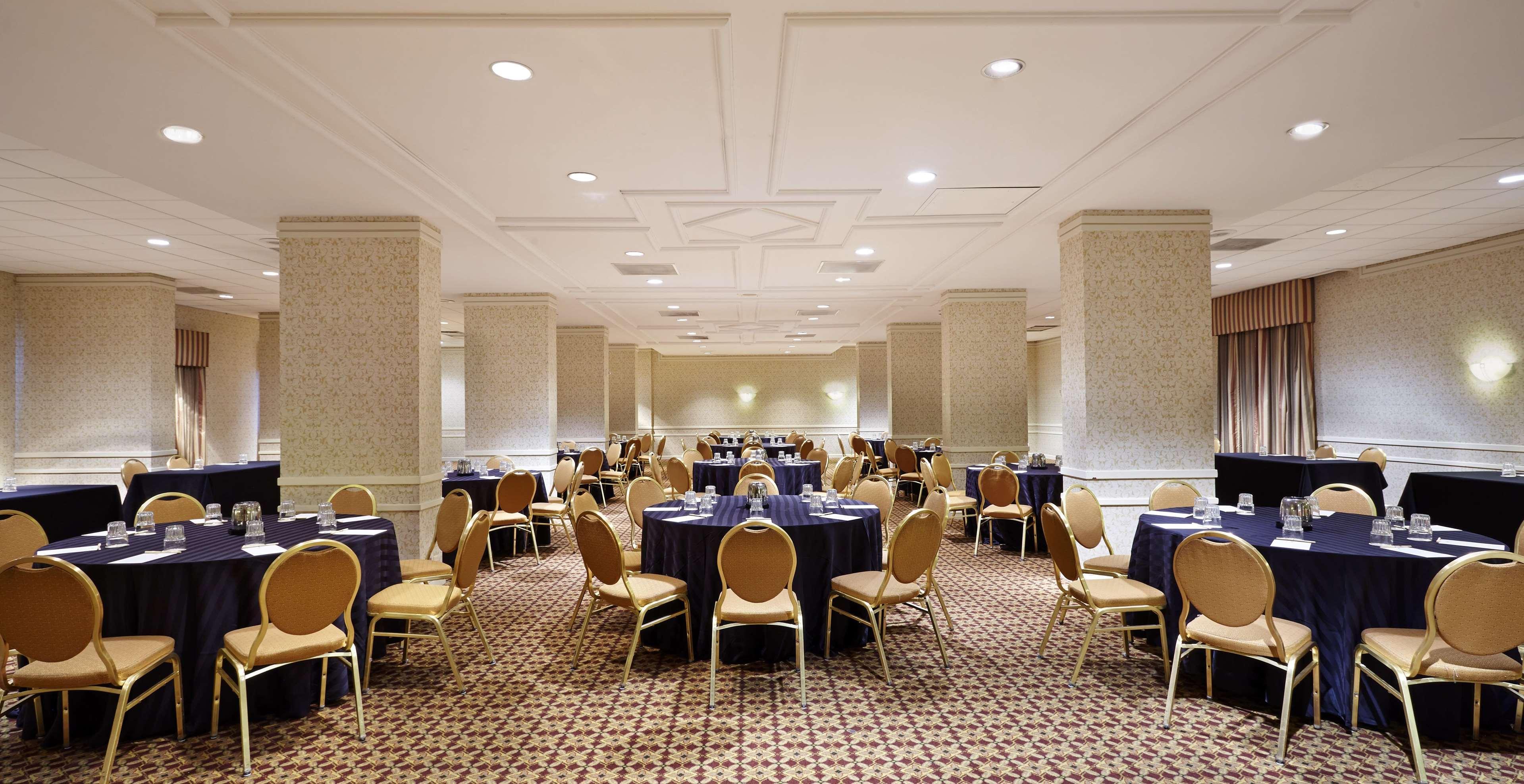 Doubletree By Hilton Washington Dc - Crystal City Arlington Exteriör bild
