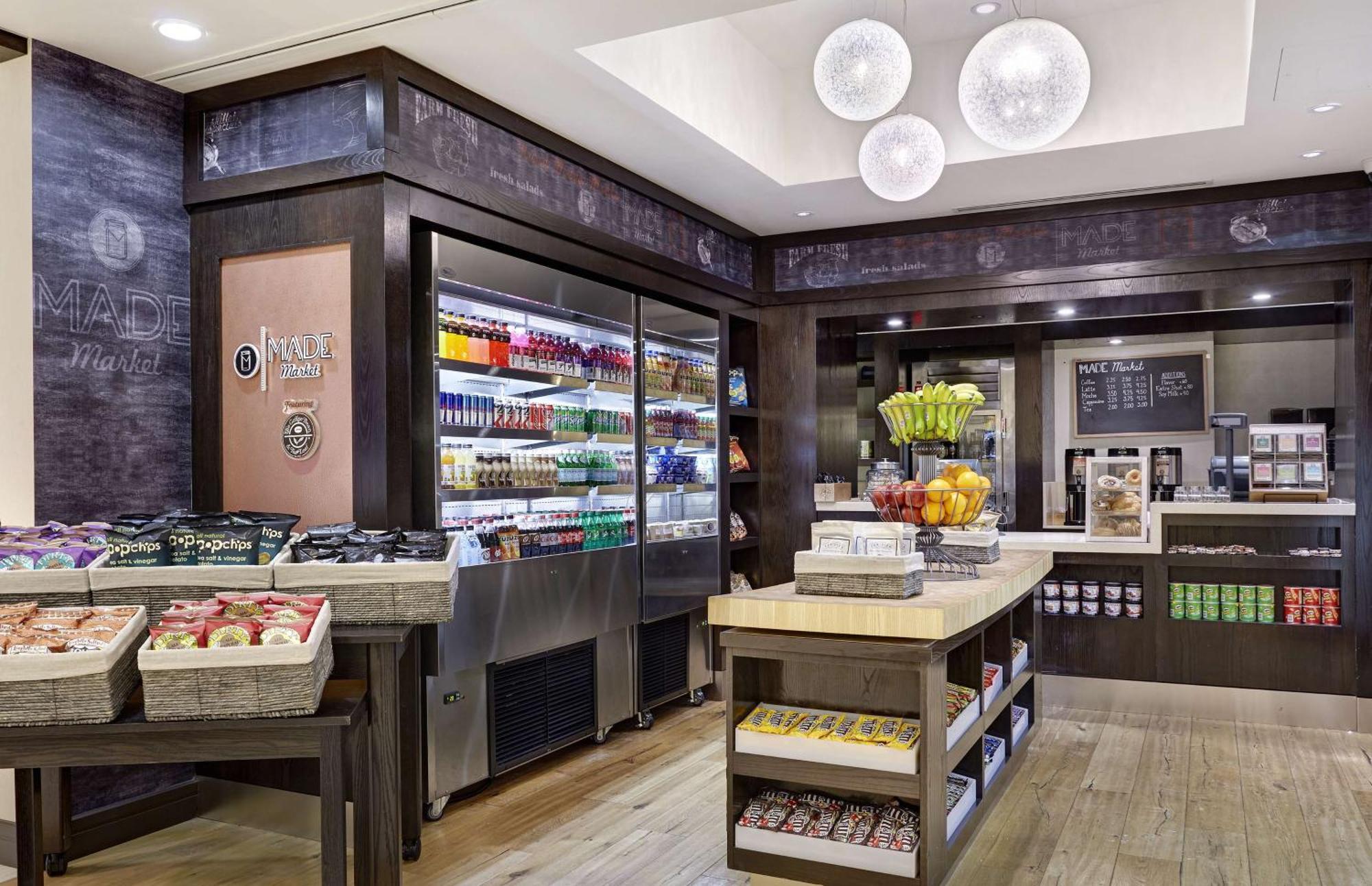 Doubletree By Hilton Washington Dc - Crystal City Arlington Exteriör bild