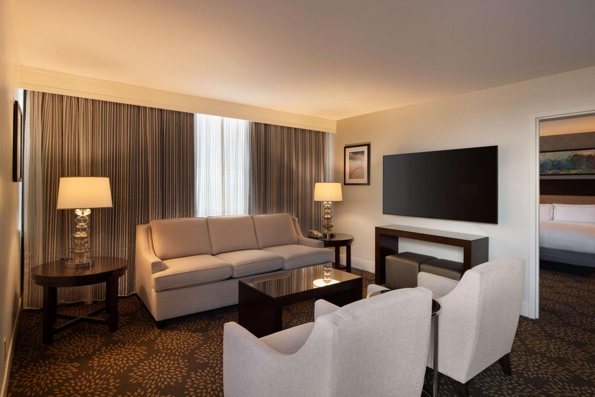 Doubletree By Hilton Washington Dc - Crystal City Arlington Exteriör bild